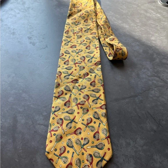 Scott Yellow Tennis Racket Pattern Tie - Picture 1 of 3